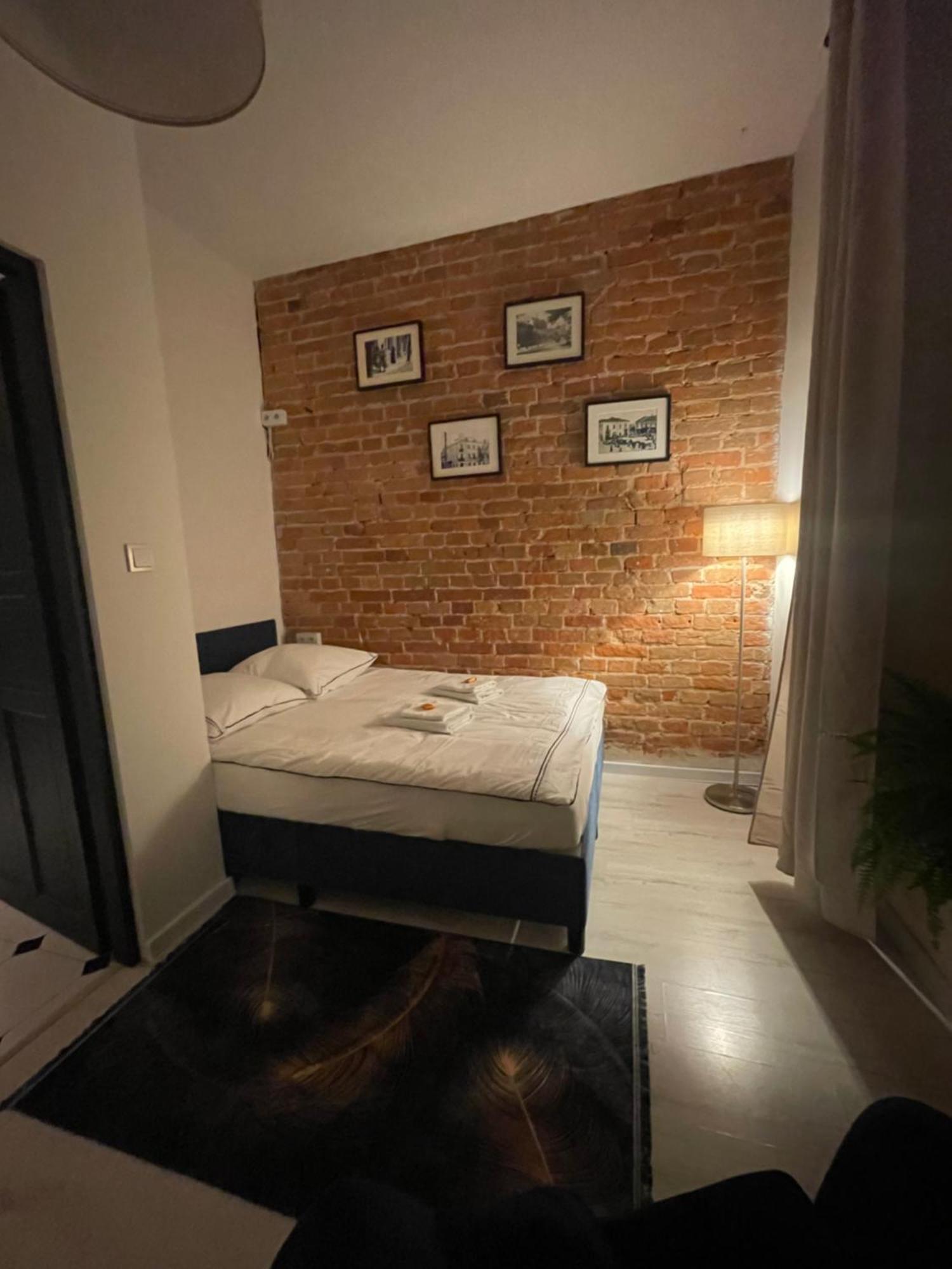Apartamenty Luczkowskiego Z Widokiem Na Studnie 3 Chełm Kültér fotó